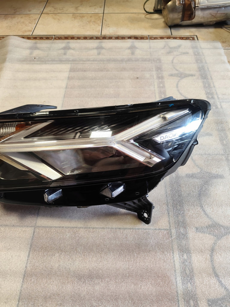 Frontscheinwerfer Dacia Sandero III Jogger 260605914R LED Links Headlight SCH7962862300jb