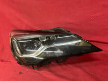 Laden Sie das Bild in den Galerie-Viewer, Frontscheinwerfer Opel Astra 39077807 7963200002 Full LED Rechts Headlight SCH7296860420hm