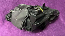 Load image into Gallery viewer, Frontscheinwerfer BMW E93 E92 7162130 Xenon Rechts Scheinwerfer Headlight
