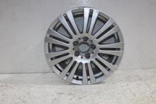 Laden Sie das Bild in den Galerie-Viewer, 1x Alufelge 17 Zoll 7.5" 5x112 45ET A2074010102 Mercedes-Benz Rim Wheel FEL4169265284gy