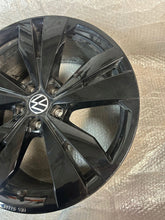 Load image into Gallery viewer, 1x Alufelge 18 Zoll 14B071499A VW Passat B8 Rim Wheel FEL6530242742tv