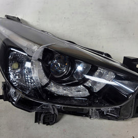 Frontscheinwerfer Mazda II D43N-51040 Links Scheinwerfer Headlight SCH8465609800ys