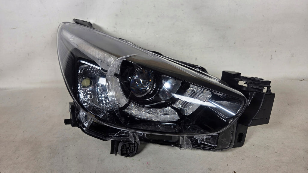 Frontscheinwerfer Mazda II D43N-51040 Links Scheinwerfer Headlight SCH8465609800ys