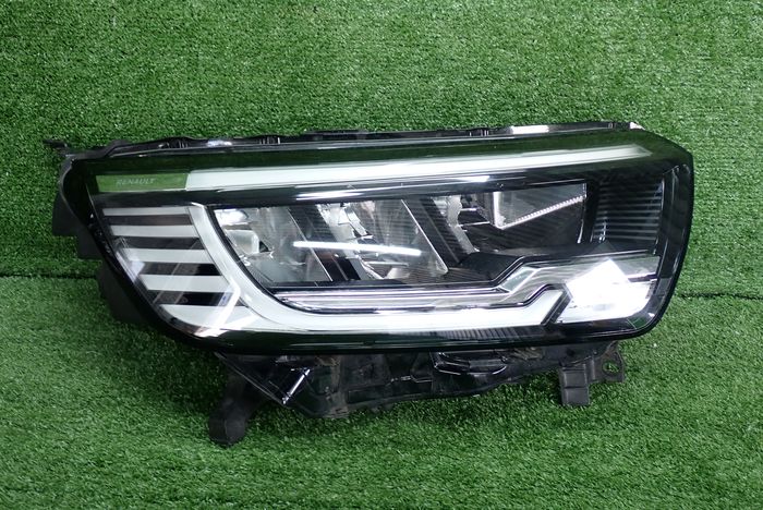 Frontscheinwerfer Renault Kangoo 260103264R Rechts Scheinwerfer Headlight SCH5018641786va