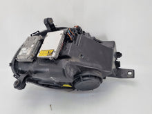 Laden Sie das Bild in den Galerie-Viewer, Frontscheinwerfer Mercedes-Benz W251 Rechts Scheinwerfer Headlight SCH7122578004in