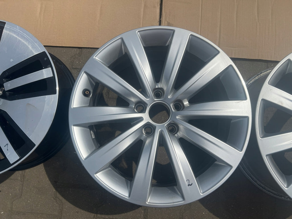 1x Alufelge 17 Zoll 7.0" 5x112 39ET 7N0601025C Vw Rim Wheel