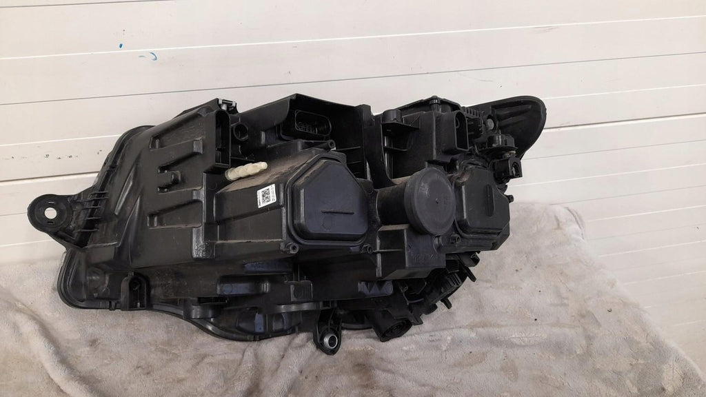 Frontscheinwerfer VW Multivan 90199401 Rechts Scheinwerfer Headlight SCH4409018078xn