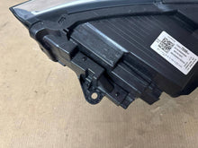 Laden Sie das Bild in den Galerie-Viewer, Frontscheinwerfer Opel Crossland X 988709880 Full LED Rechts Headlight SCH8975733599wq