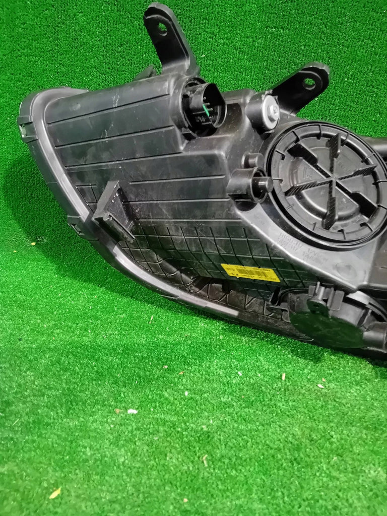 Frontscheinwerfer Hyundai I30 92102-A6060 Rechts Scheinwerfer Headlight SCH4037027370ws