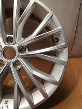 Load image into Gallery viewer, 1x Alufelge 17 Zoll 7.5" 5x112 40ET Glanz Silber 3G8601025H VW Arteon Rim Wheel FEL7208141220up