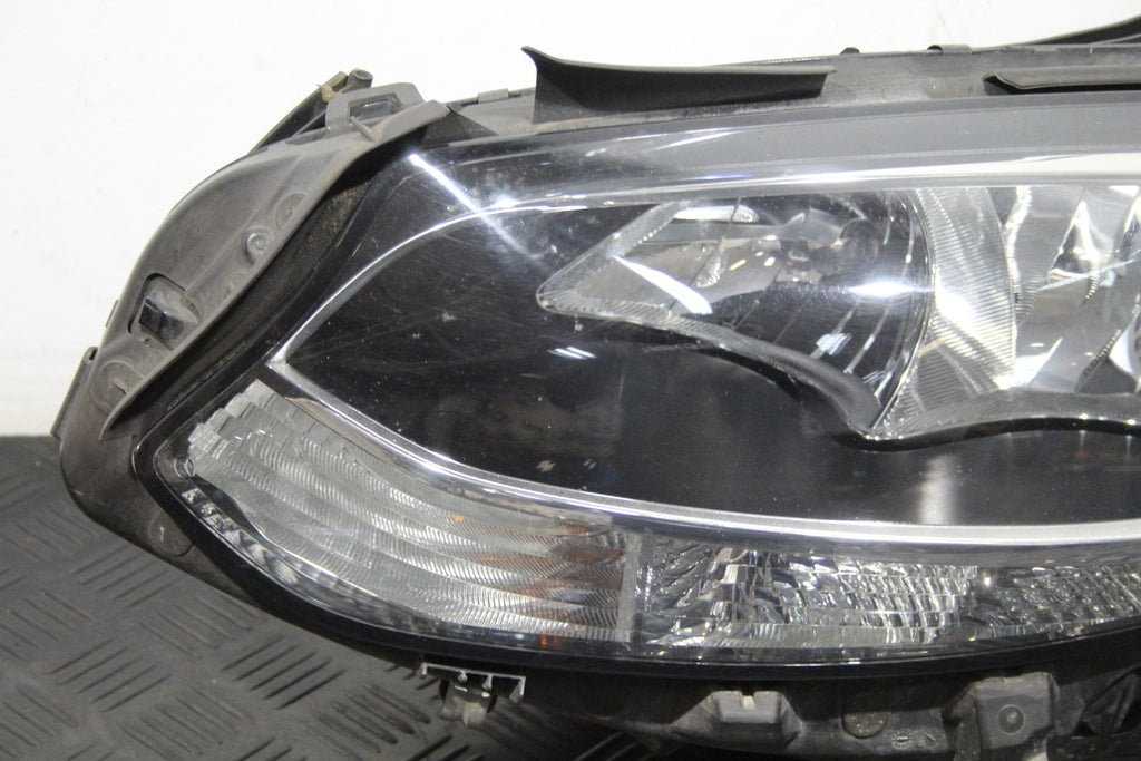 Frontscheinwerfer Mercedes-Benz W246 A2468205361 Links Scheinwerfer Headlight SCH5645579884wg