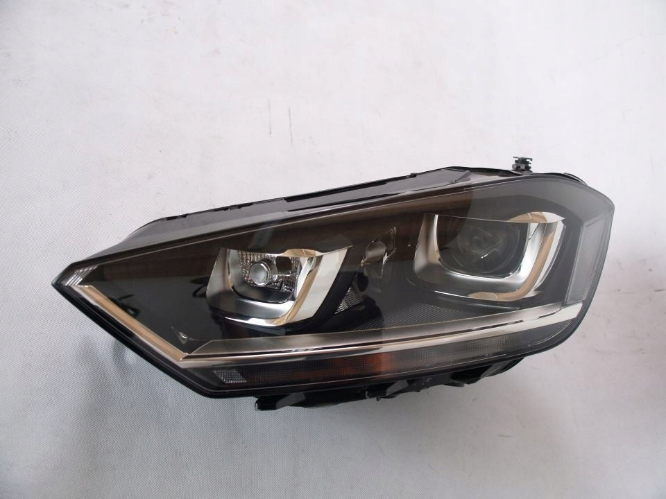 Frontscheinwerfer VW Golf Sportsvan 517941031B Xenon FALSE Headlight SCH7578999699dn