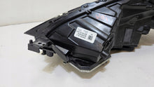 Laden Sie das Bild in den Galerie-Viewer, Frontscheinwerfer Tesla Model 3 1077376-00 LED Rechts Scheinwerfer Headlight