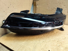 Laden Sie das Bild in den Galerie-Viewer, Frontscheinwerfer Renault Megane E-Tech 260607213R LED Links Headlight SCH9776240642ln