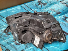 Laden Sie das Bild in den Galerie-Viewer, Frontscheinwerfer VW Transporter Caravelle 731941015AD Links Headlight SCH7877743307tw