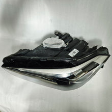 Laden Sie das Bild in den Galerie-Viewer, Frontscheinwerfer BMW X1 F48 7472249-06 Links Scheinwerfer Headlight SCH8786934034to