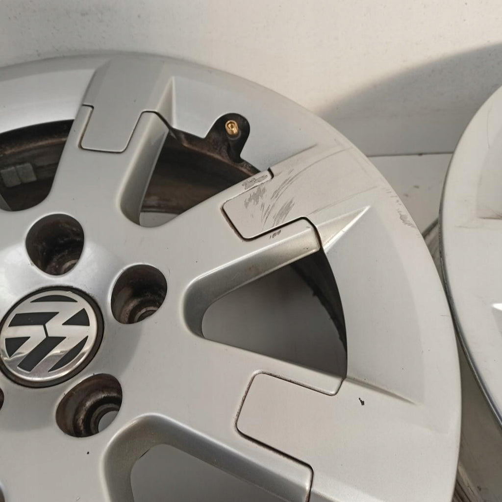 4x Alufelge 15 Zoll 5.5" 5x100 38ET Glanz Silber 6R0601025E VW Polo Rim Wheel FEL1416389976ad