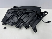 Laden Sie das Bild in den Galerie-Viewer, Frontscheinwerfer Skoda Enyaq 5LB941016H Full LED Rechts Scheinwerfer Headlight