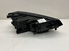 Laden Sie das Bild in den Galerie-Viewer, Frontscheinwerfer VW Touran 5TB941081A LED Links Scheinwerfer Headlight SCH5408077873iz