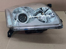 Laden Sie das Bild in den Galerie-Viewer, Frontscheinwerfer Toyota Avensis Rechts Scheinwerfer Headlight SCH7117469105ap