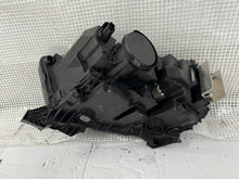 Laden Sie das Bild in den Galerie-Viewer, Frontscheinwerfer Opel Mokka 9834007980 Rechts Scheinwerfer Headlight