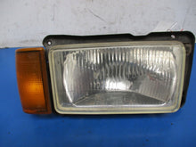 Load image into Gallery viewer, Frontscheinwerfer VW Jetta I Rechts Scheinwerfer Headlight