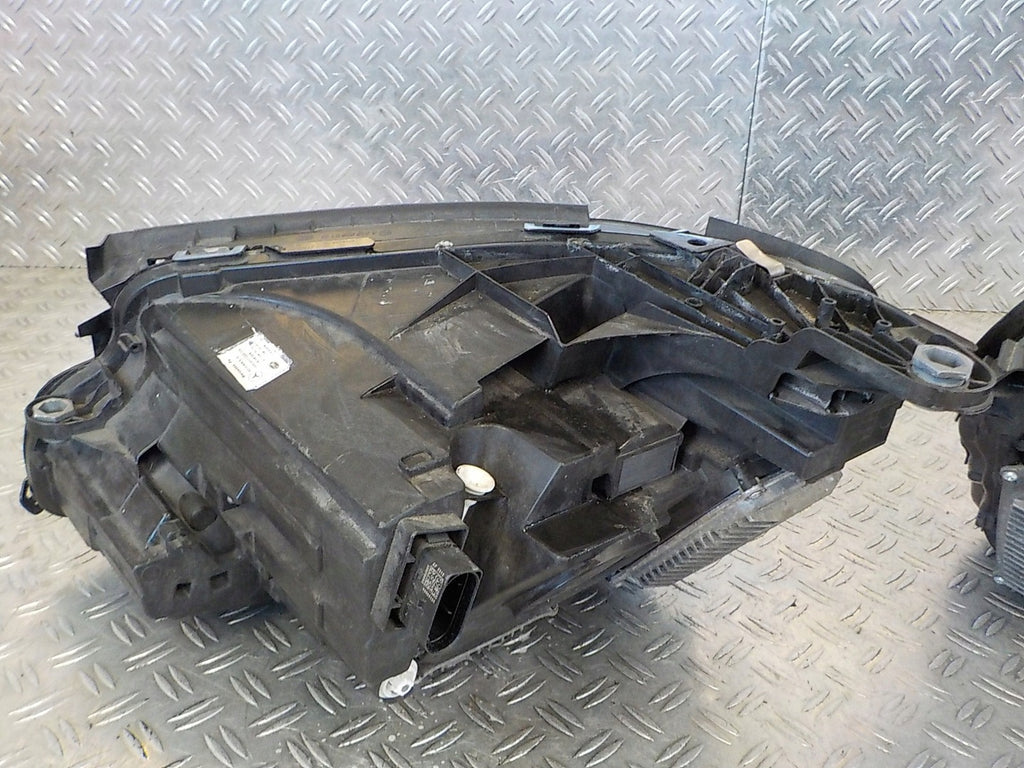 Frontscheinwerfer Mercedes-Benz W213 A2139067506 Ein Stück (Rechts oder Links) SCH9470110985yz