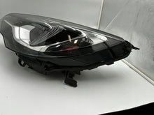 Laden Sie das Bild in den Galerie-Viewer, Frontscheinwerfer Opel Astra 39228714 Links Scheinwerfer Headlight SCH8153873658yc
