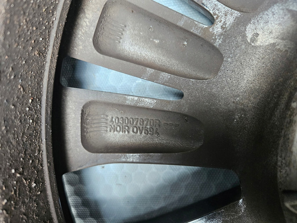 1x Alufelge 16 Zoll 6.5" 5x114.3 44ET Glanz Schwarz 403007870R Renault Rim Wheel