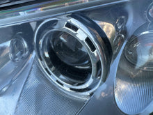 Load image into Gallery viewer, Frontscheinwerfer VW Touareg 7L6941015 Xenon Links Scheinwerfer Headlight