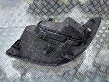 Laden Sie das Bild in den Galerie-Viewer, Frontscheinwerfer Mercedes-Benz Sprinter A9068200261 Ein Satz Headlight SCH8276412977mx