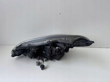 Load image into Gallery viewer, Frontscheinwerfer Toyota Yaris 0D-199 0D-200 Rechts Scheinwerfer Headlight SCH5206924688uc