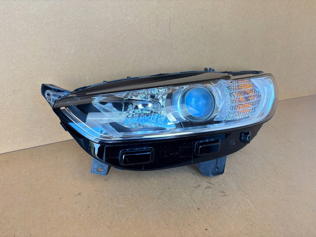 Frontscheinwerfer Ford Mondeo DS73-13W030-EA FALSE Scheinwerfer Headlight SCH1864588501wc