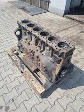 Laden Sie das Bild in den Galerie-Viewer, Motorblock Renault Volvo 12 I FH12D12 Diesel Unkomplett MOT4753668611rw