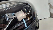 Laden Sie das Bild in den Galerie-Viewer, Frontscheinwerfer Mercedes-Benz 2069063903 Links Scheinwerfer Headlight SCH7436515752mu