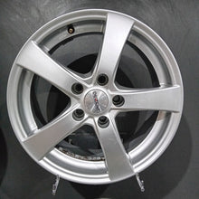 Load image into Gallery viewer, 4x Alufelge 16 Zoll 7.0" 5x112 40ET Glanz Silber KBA47687- Skoda Octavia Ii FEL7391116420pn