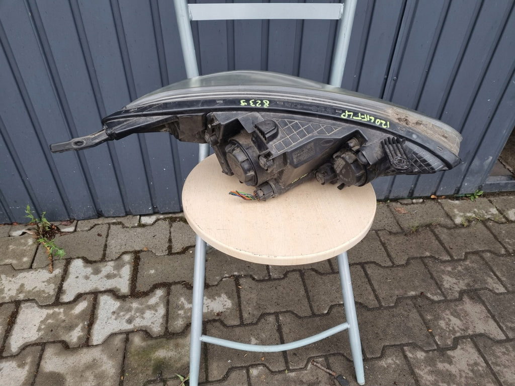 Frontscheinwerfer Hyundai I20 Links Scheinwerfer Headlight SCH9525188359dz
