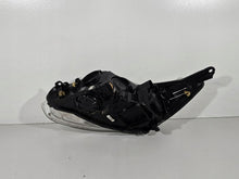 Laden Sie das Bild in den Galerie-Viewer, Frontscheinwerfer Ford Focus III 1784365415745 Rechts Scheinwerfer Headlight SCH2129601409cw