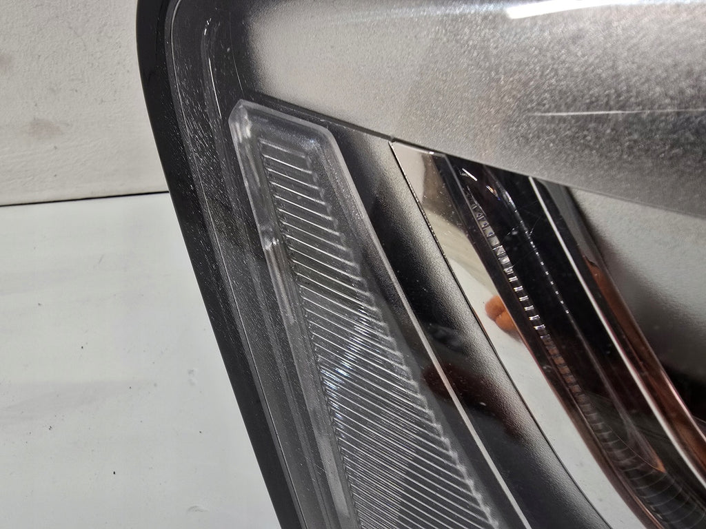 Frontscheinwerfer Audi A4 B8 8K0941032 Bi-Xenon Rechts Scheinwerfer Headlight