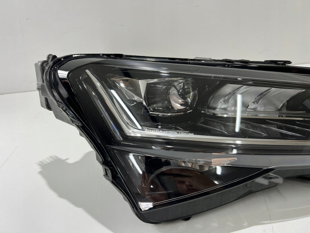 Frontscheinwerfer Skoda Superb III 3V1941016 Rechts Scheinwerfer Headlight SCH5811016298pk