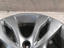 Laden Sie das Bild in den Galerie-Viewer, 1x Alufelge 18 Zoll 7.0" 5x114.3 35ET 52910-3J350 Hyundai Ix55 Rim Wheel FEL7609864593ia