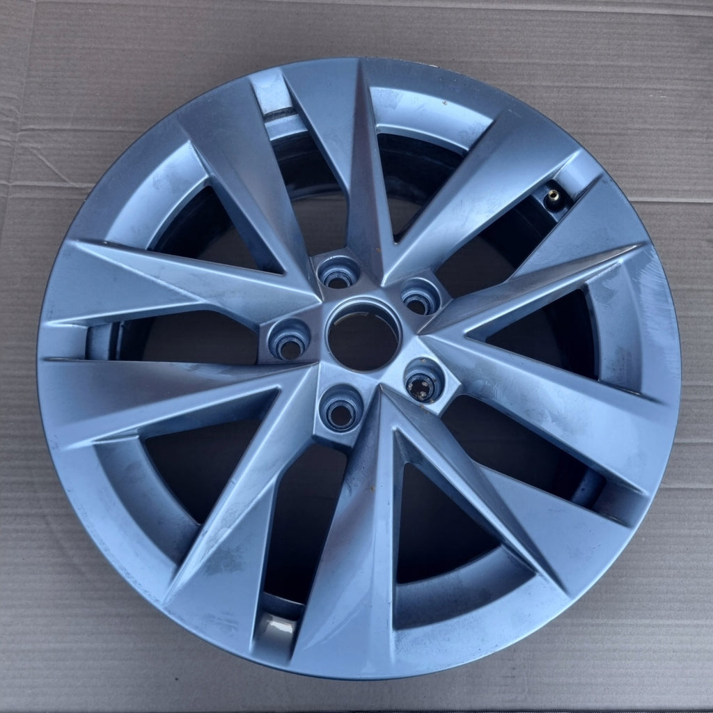 1x Alufelge 17 Zoll 7.0" 5x112 46ET Glanz Silber 5E3601025E Skoda Octavia Iv FEL8330374343gh