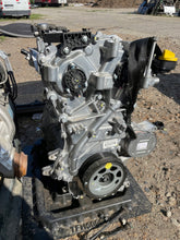 Load image into Gallery viewer, Motor Renault E-Tech H5FA600 1.2 TCE 131PS 96kW 3TKm Benzin Engine Unkomplett