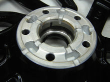 Laden Sie das Bild in den Galerie-Viewer, 1x Alufelge 19 Zoll 7.5&quot; 5x108 42ET Glanz Schwarz YP00064680 Opel Grandland X