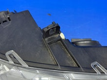 Laden Sie das Bild in den Galerie-Viewer, Frontscheinwerfer BMW X5 E70 0713173043 Xenon Rechts Scheinwerfer Headlight