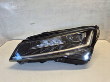 Laden Sie das Bild in den Galerie-Viewer, Frontscheinwerfer Skoda Superb III 3V1941015D Links Scheinwerfer Headlight SCH7449603479sq
