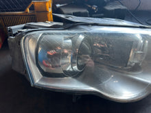 Laden Sie das Bild in den Galerie-Viewer, Frontscheinwerfer VW Passat 3C0941754G 3D0907391B Xenon FALSE Headlight SCH9397227786zd