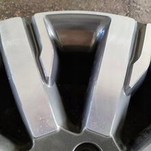 Load image into Gallery viewer, 1x Alufelge 19 Zoll 8.0" 5x108 45ET Glanz Silber Land Rover Rim Wheel FEL3334558722we