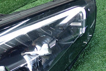 Laden Sie das Bild in den Galerie-Viewer, Frontscheinwerfer Mercedes-Benz W213 A2139067609 Rechts Scheinwerfer Headlight SCH7538437174im