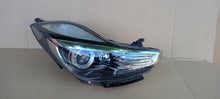 Laden Sie das Bild in den Galerie-Viewer, Frontscheinwerfer Hyundai Ix20 92102-1K Rechts Scheinwerfer Headlight